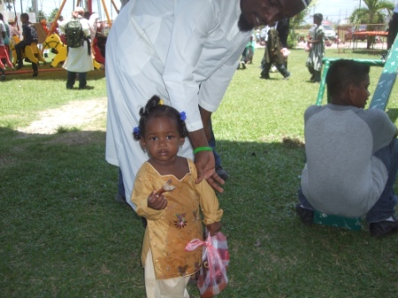 Мусульманский детский праздник в Гайане